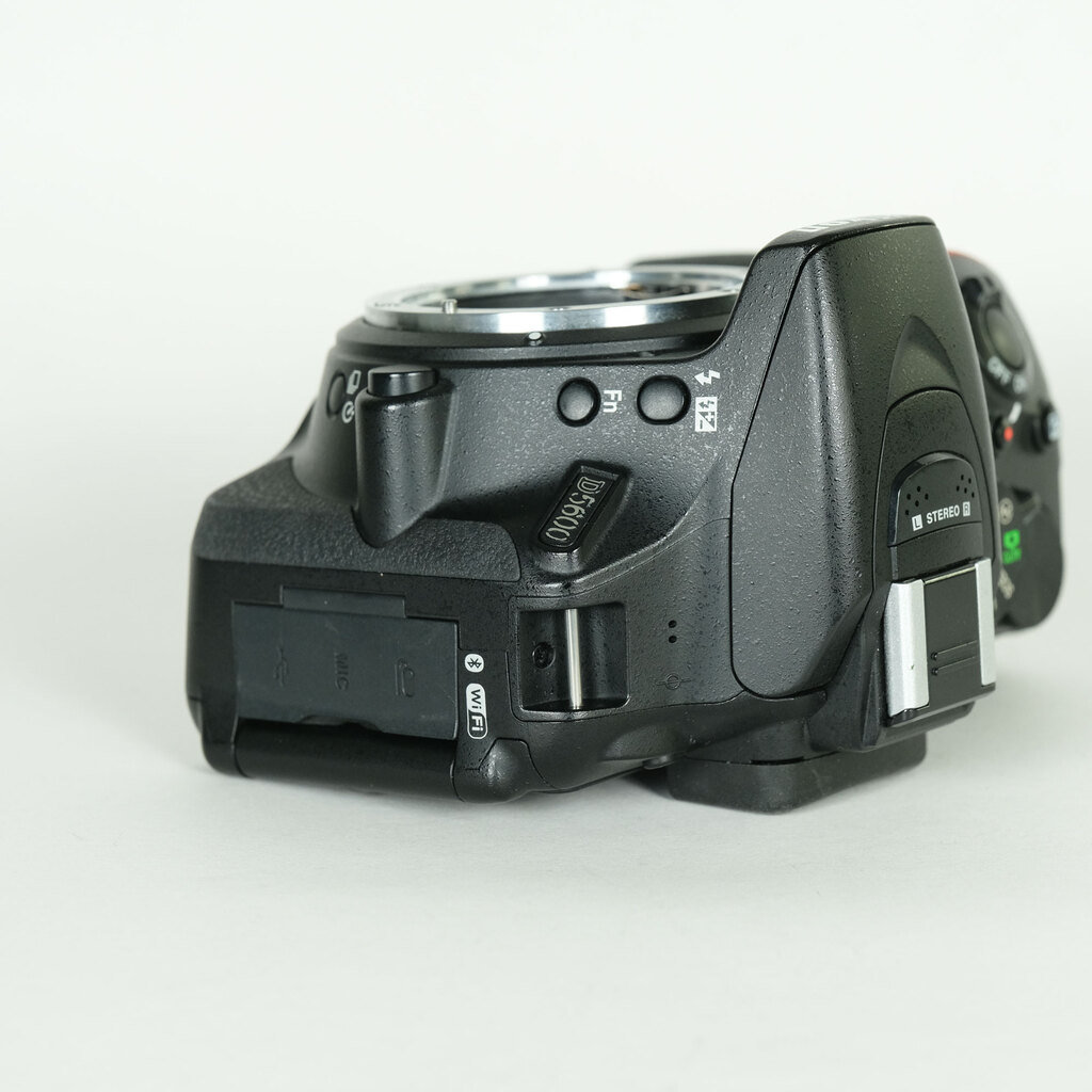 Nikon D5600