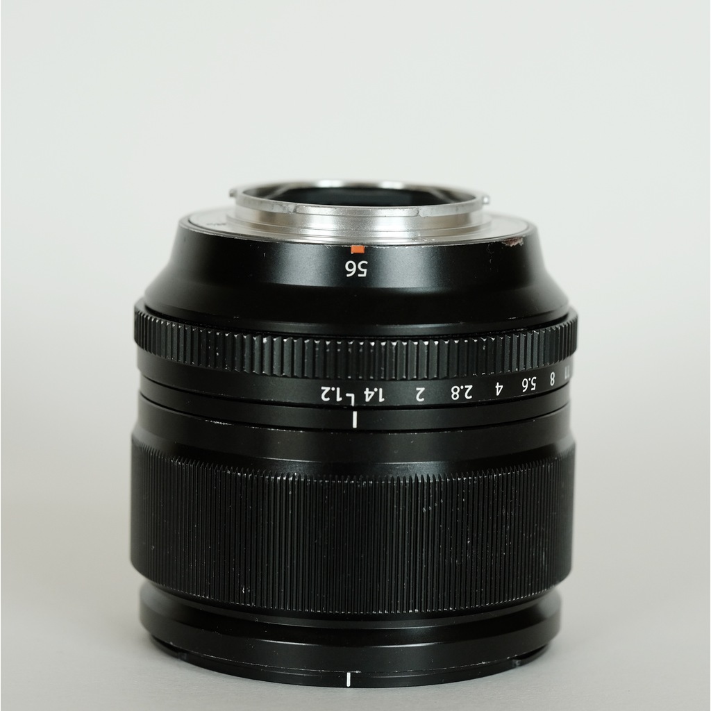 FUJIFILM XF56mmF1.2 R