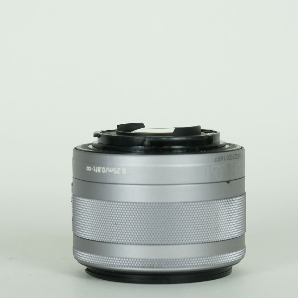 Canon EF-M15-45mm F3.5-6.3 IS STM