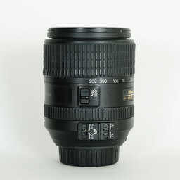 Nikon AF-S DX NIKKOR 18-300mm f/3.5-6.3G ED VR