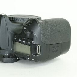 Canon EOS 70D