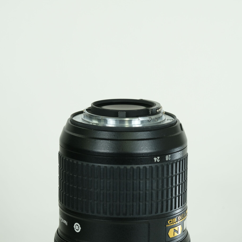 Nikon AF-S NIKKOR 24-70mm f/2.8G ED