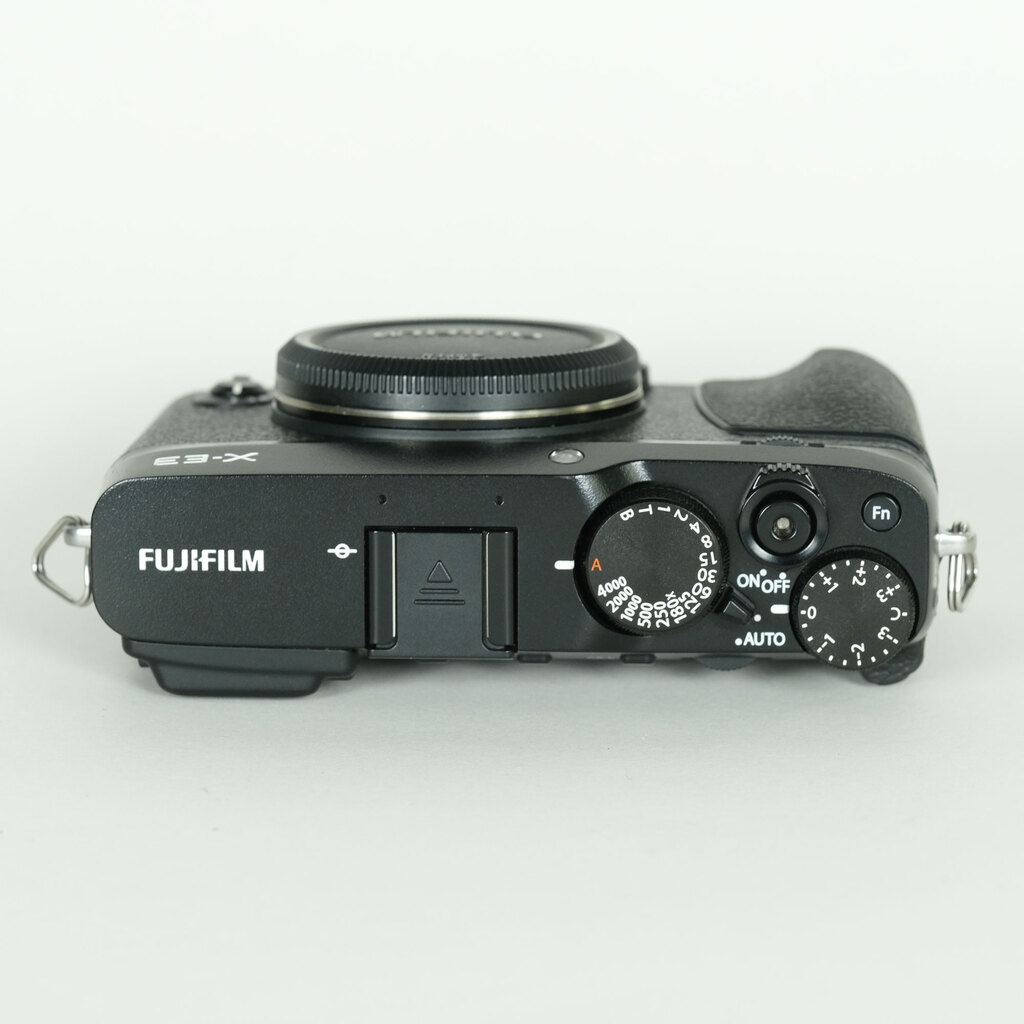 FUJIFILM X-E3