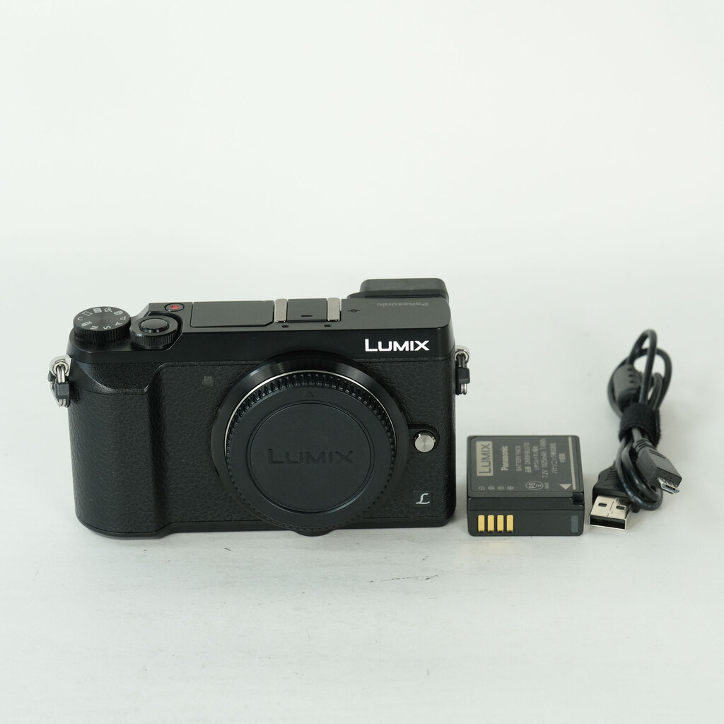 Panasonic LUMIX DMC-GX7MK2 ボディ ブラック 付属品 Panasonic LUMIX DMC-GX7MK2 ボディ ブラックの出品 | ONE SCENE（ワン