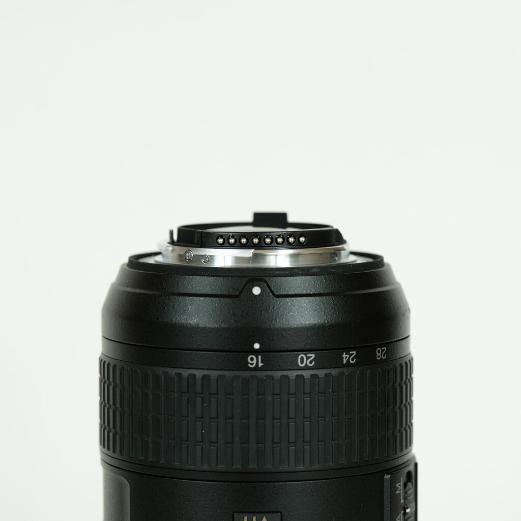 Nikon AF-S NIKKOR 16-35mm F4 G ED VR Nikon AF-S NIKKOR 16-35mm F4 G ED VR