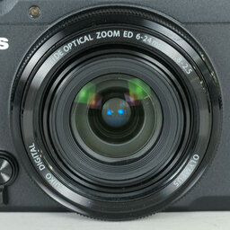 OLYMPUS STYLUS XZ-2 ブラック