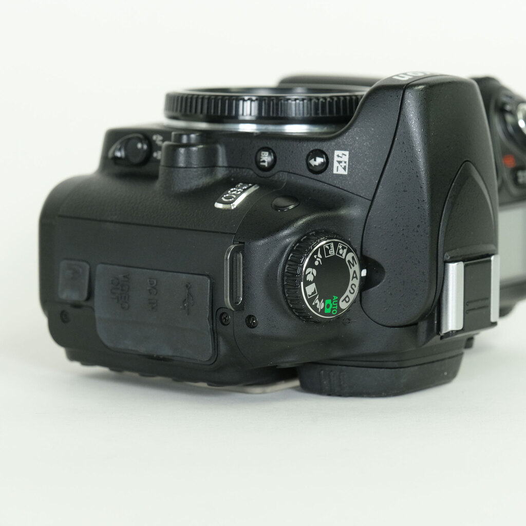 Nikon D80 ボディ