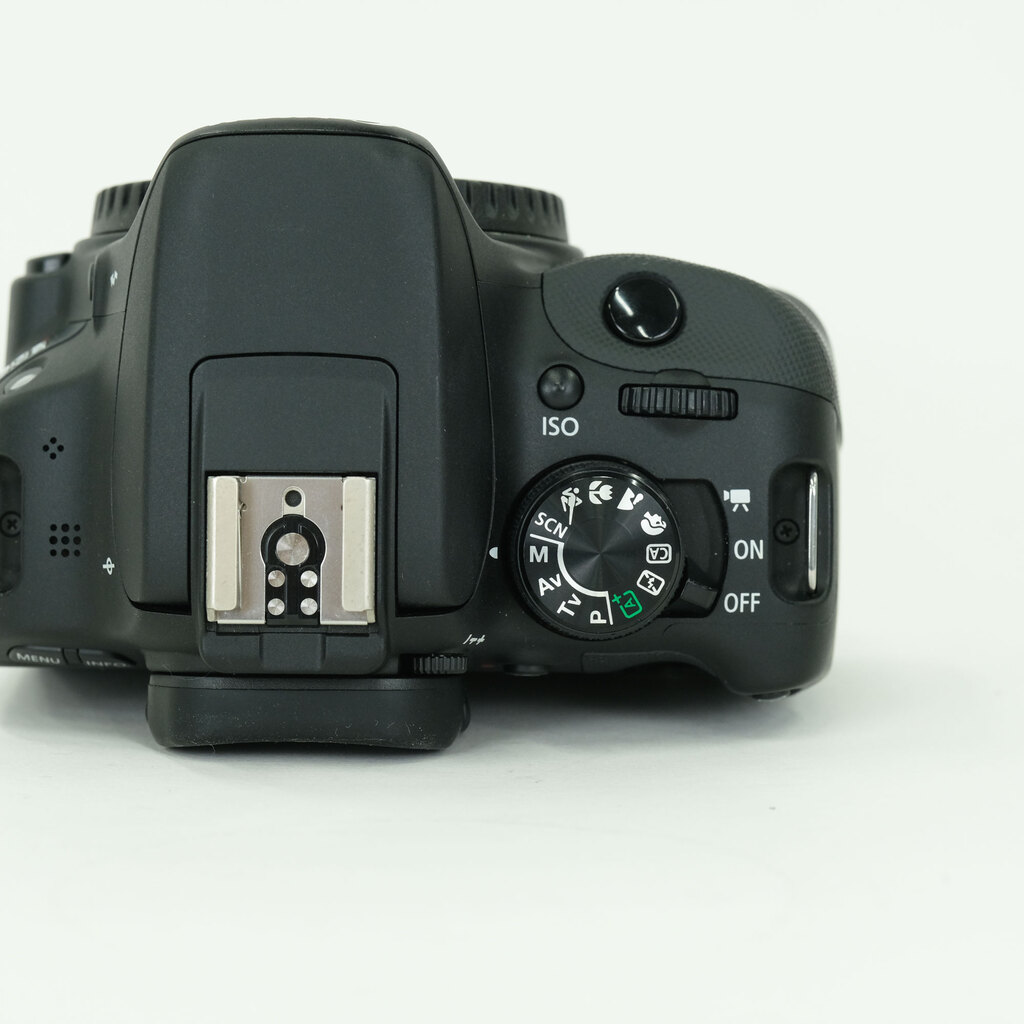 Canon EOS Kiss X7 Canon EOS Kiss X7