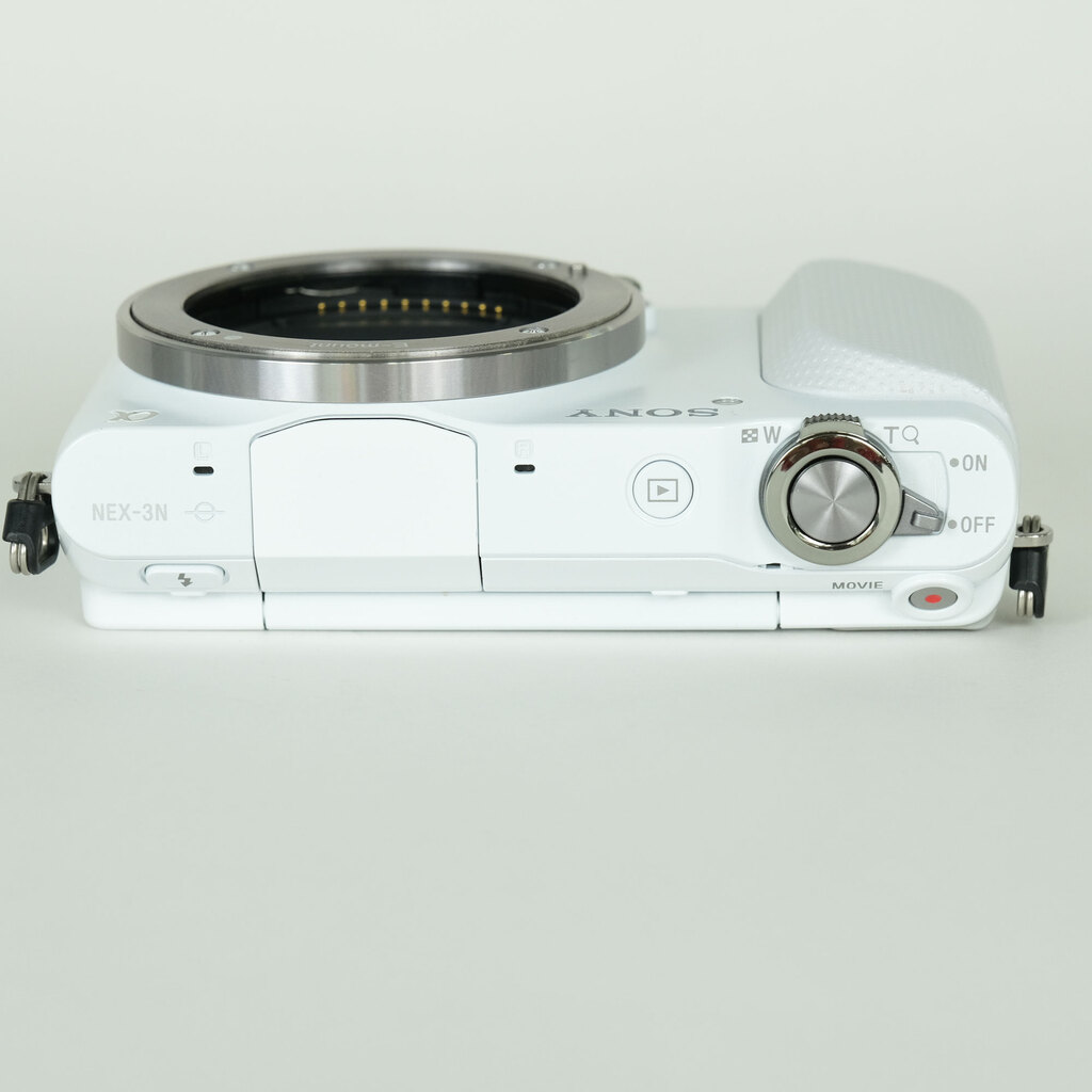 ソニー SONY α NEX-3N ボディ ホワイト ジャンク品 SONY α NEX-3N ボディ ホワイトの出品 | ONE SCENE（ワンシーン）