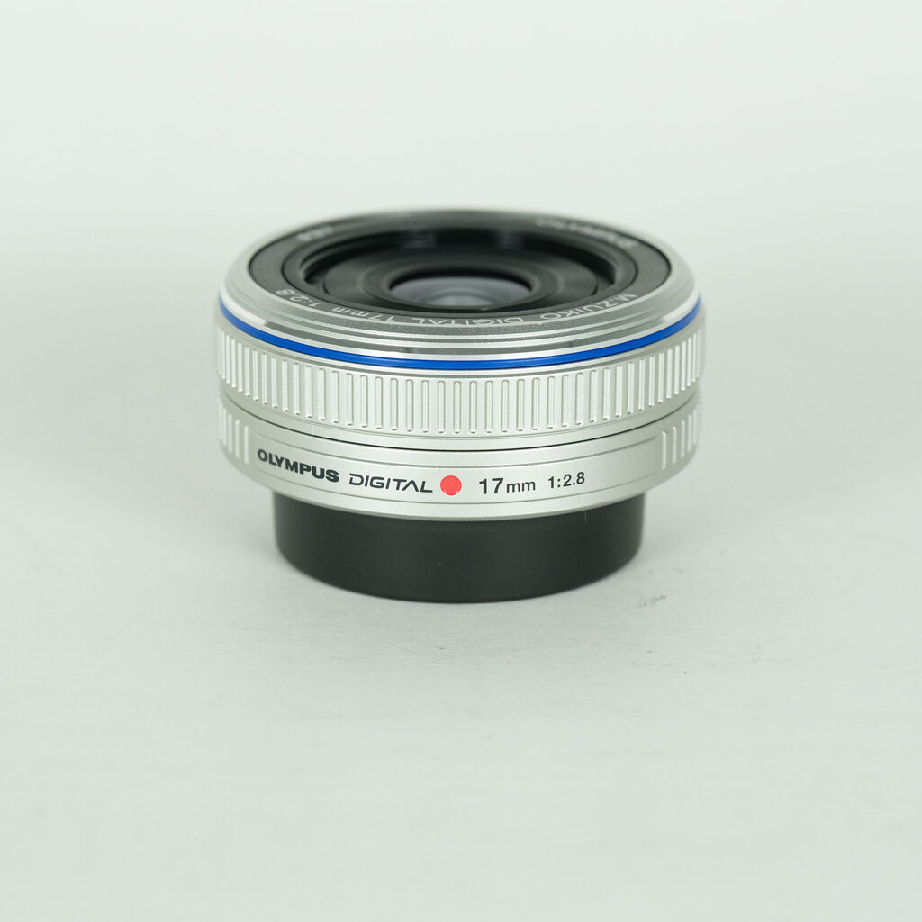 OLYMPUS M.ZUIKO DIGITAL 17mm F2.8 シルバーの出品 | ONE SCENE（ワン