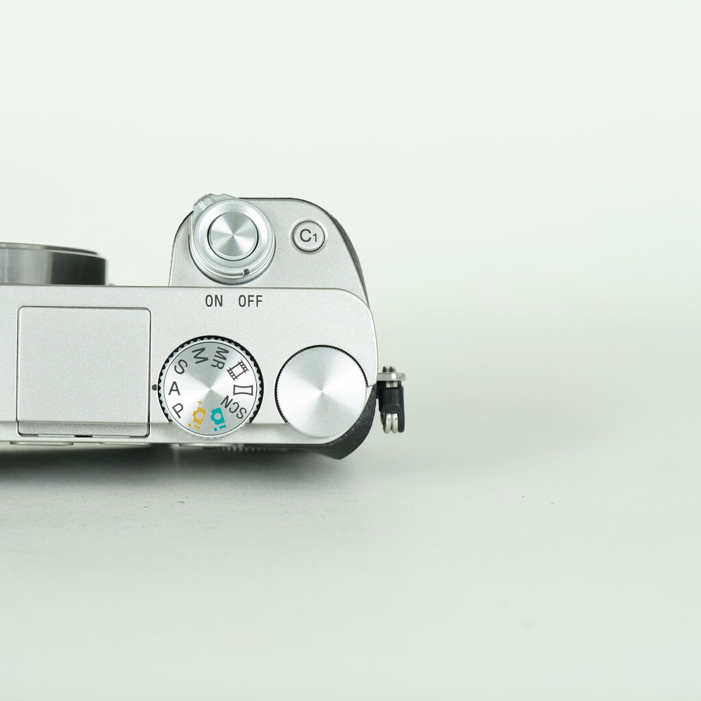 SONY α6000(ILCE-6000) SONY α6000(ILCE-6000)