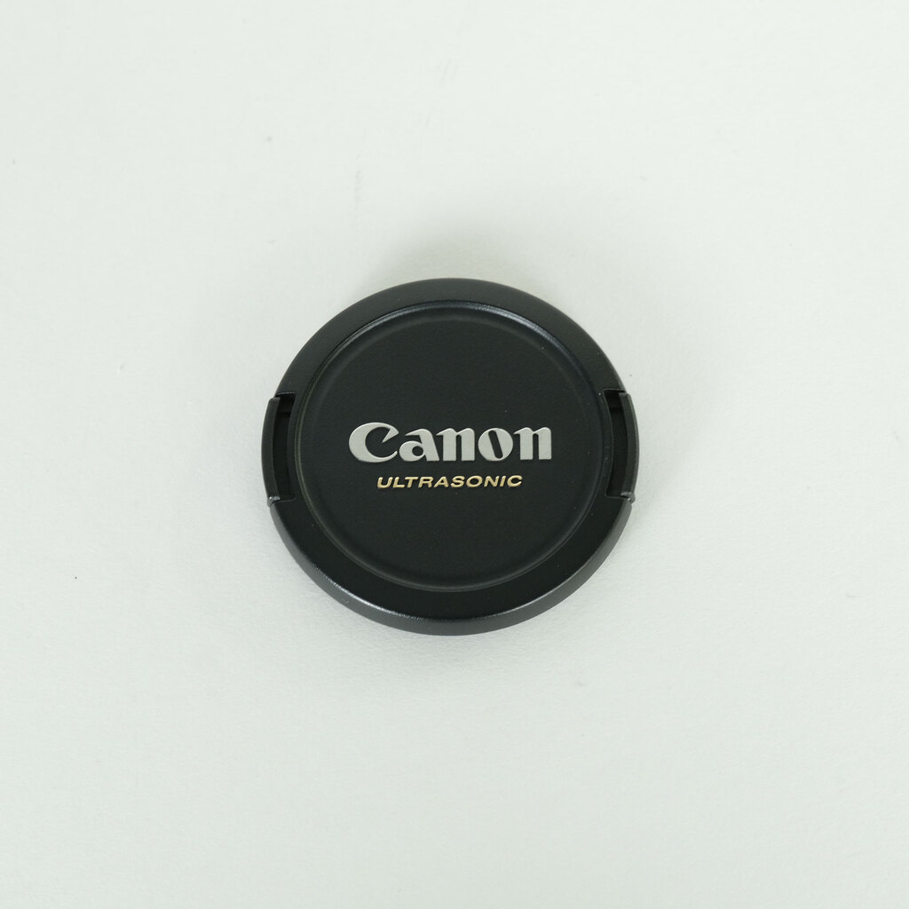 Canon EF-S18-55mm F3.5-5.6 IS