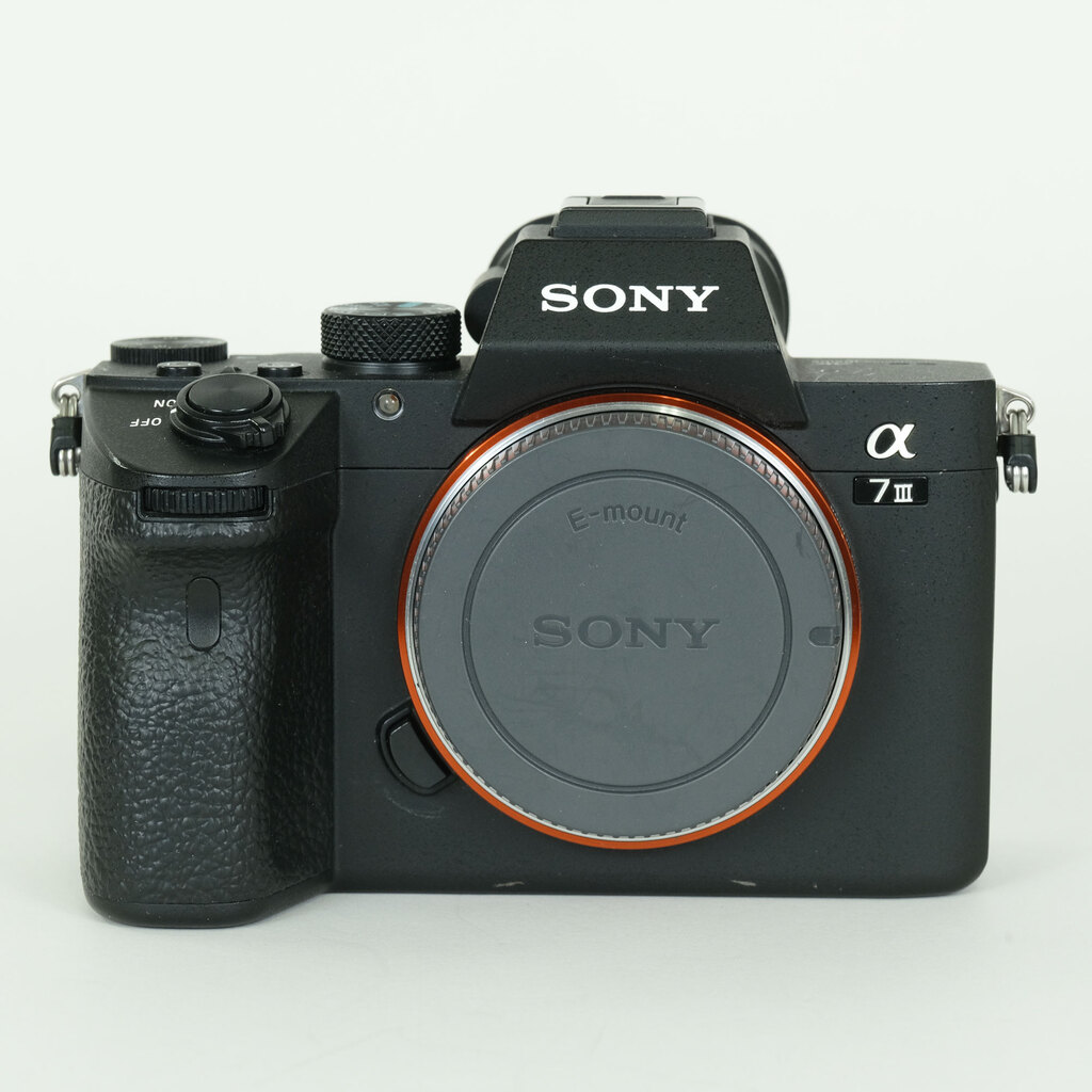SONY α7 III(ILCE-7M3) SONY α7 III(ILCE-7M3)