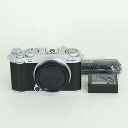 FUJIFILM X-M5