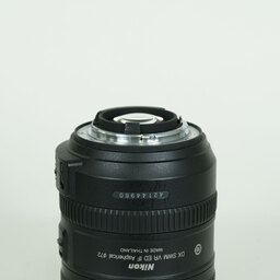 Nikon AF-S DX NIKKOR 18-200mm F3.5-5.6G ED VR II