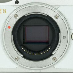 OLYMPUS PEN E-PL10