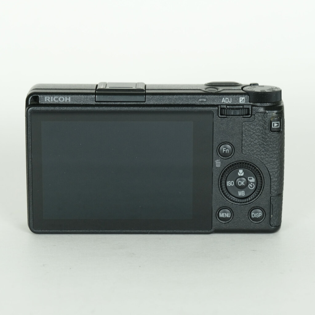 RICOH GR III
