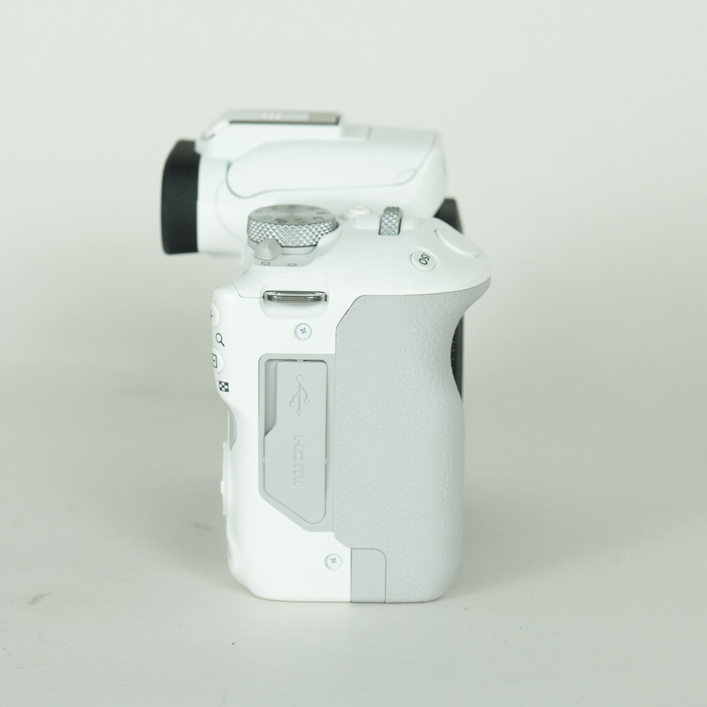 Canon EOS R50 [�{�f�B �z���C�g]