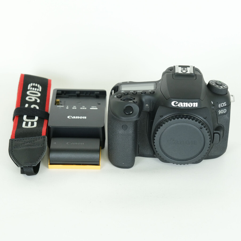 Canon EOS 90D
