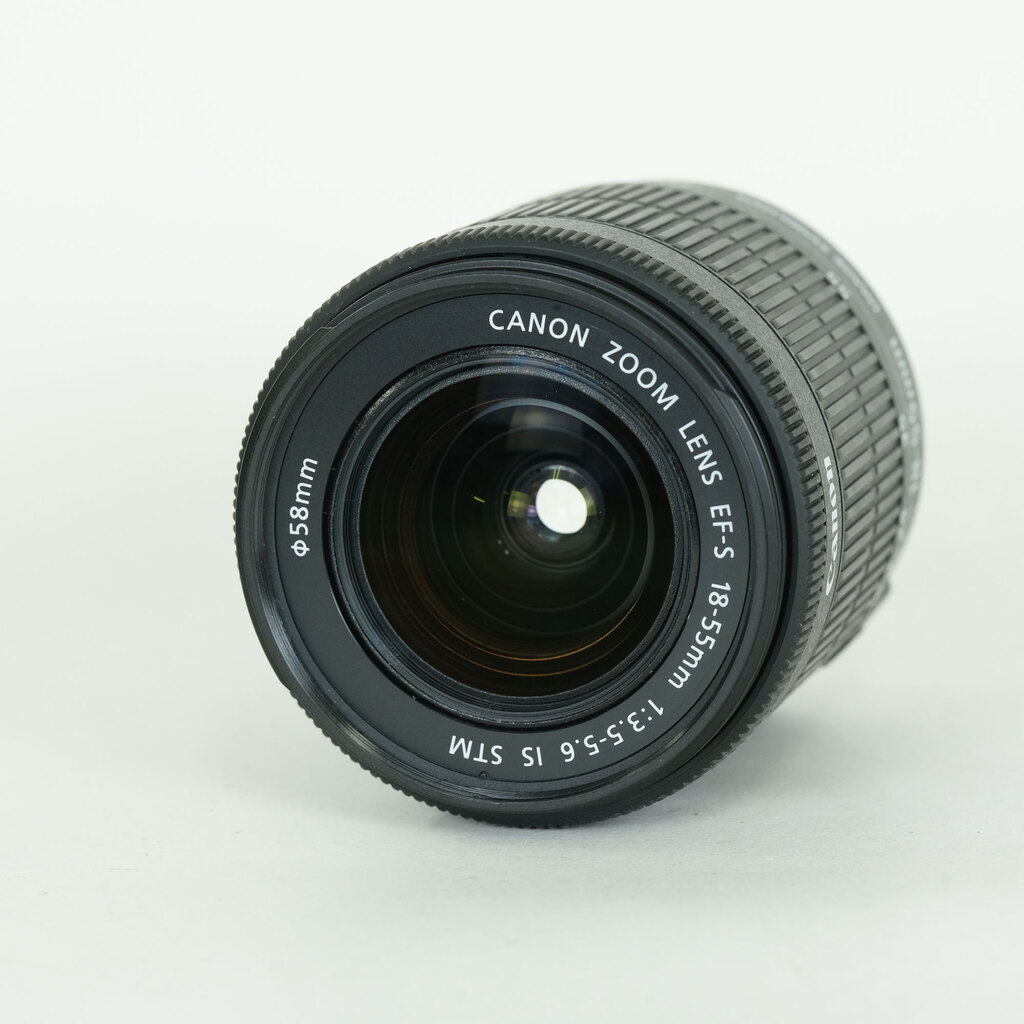 Canon EF-S18-55mm F4-5.6 IS STM