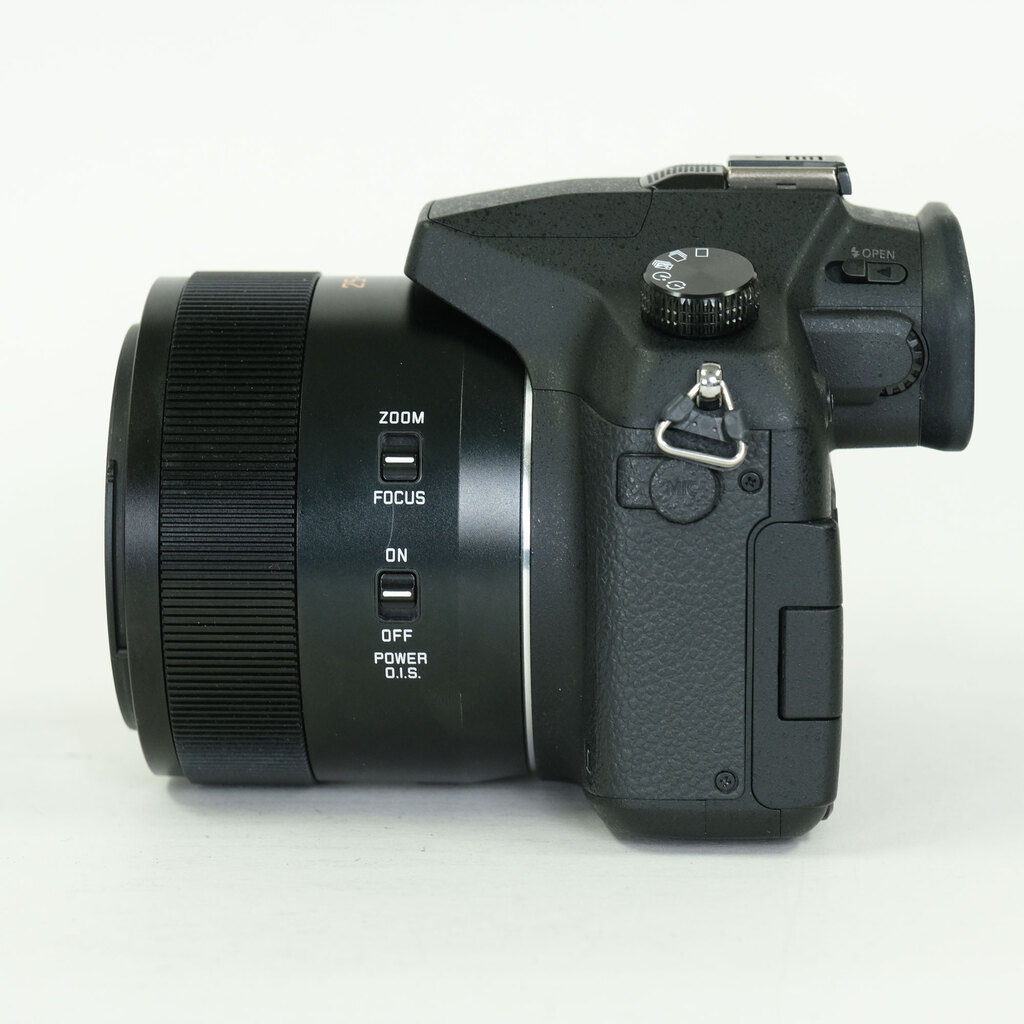 Panasonic LUMIX DMC-FZ1000