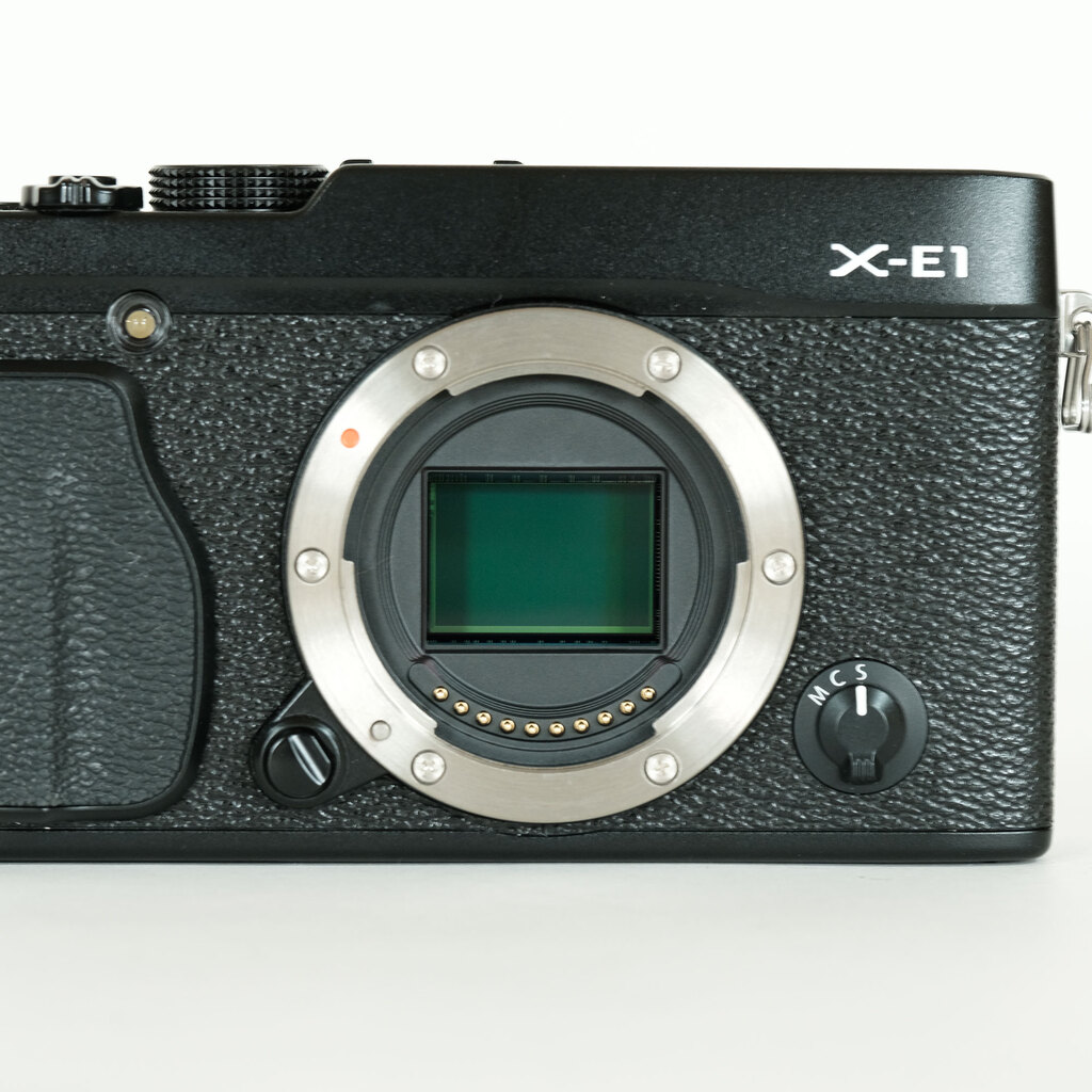 FUJIFILM X-E1 ブラックの出品 | ONE SCENE（ワンシーン）