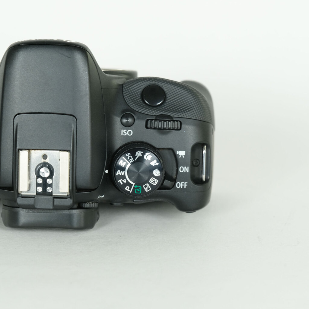 Canon EOS Kiss X7 Canon EOS Kiss X7