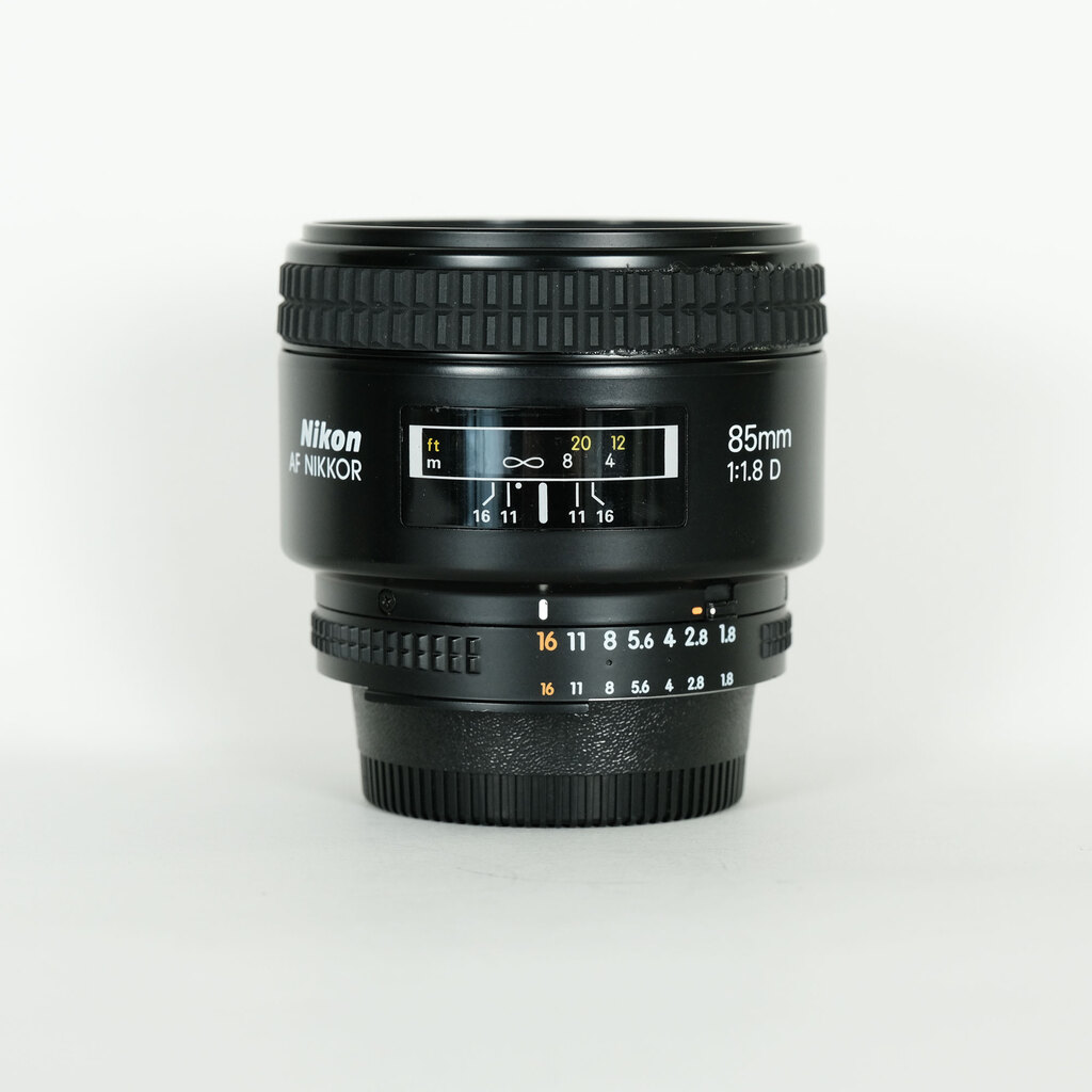 Nikon Ai AF Nikkor 85mm f/1.8D