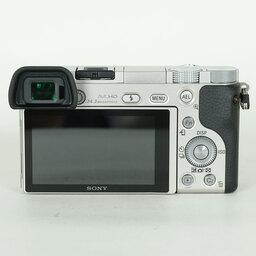 SONY α6000(ILCE-6000) SONY α6000(ILCE-6000)