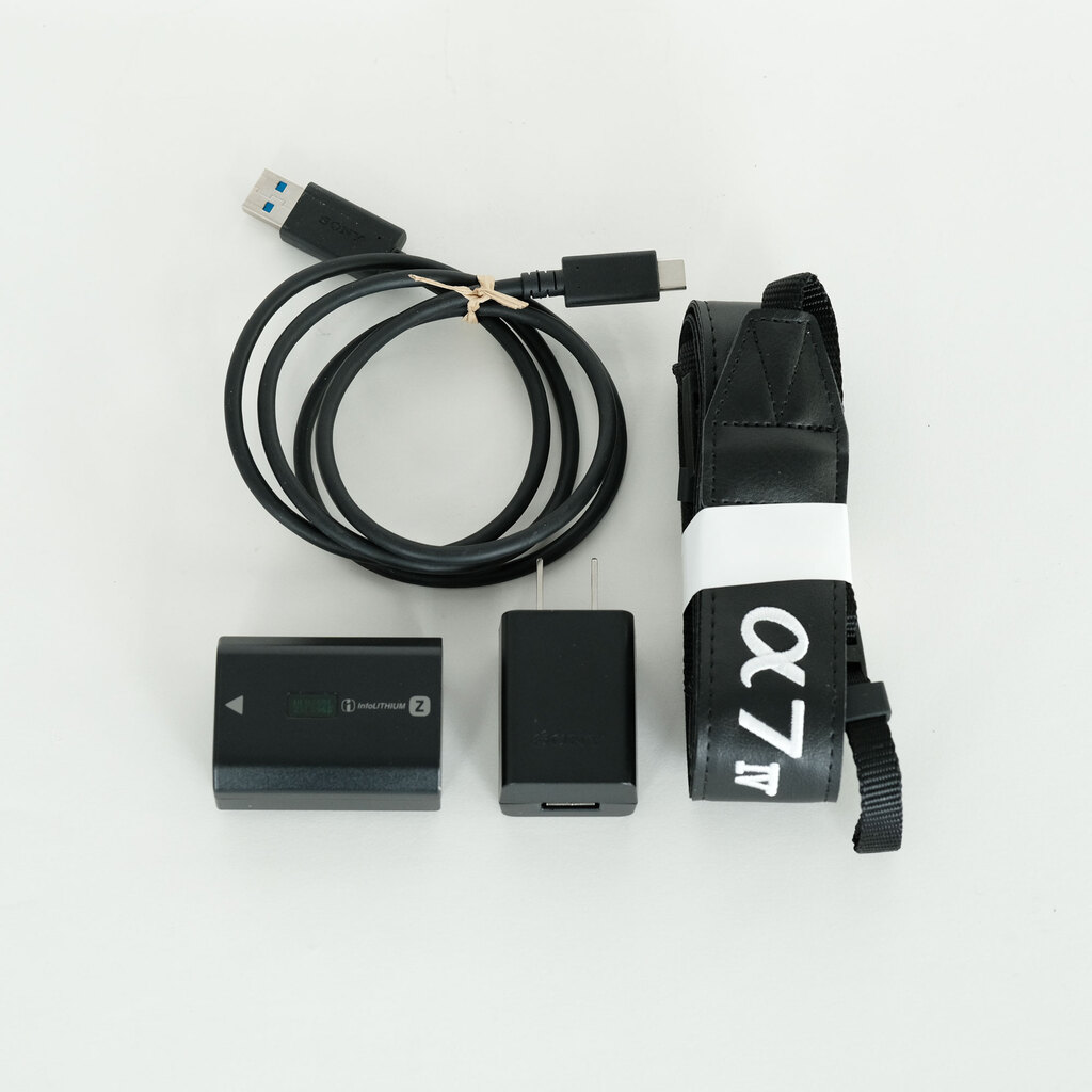 SONY α7 IV(ILCE-7M4) SONY α7 IV(ILCE-7M4)