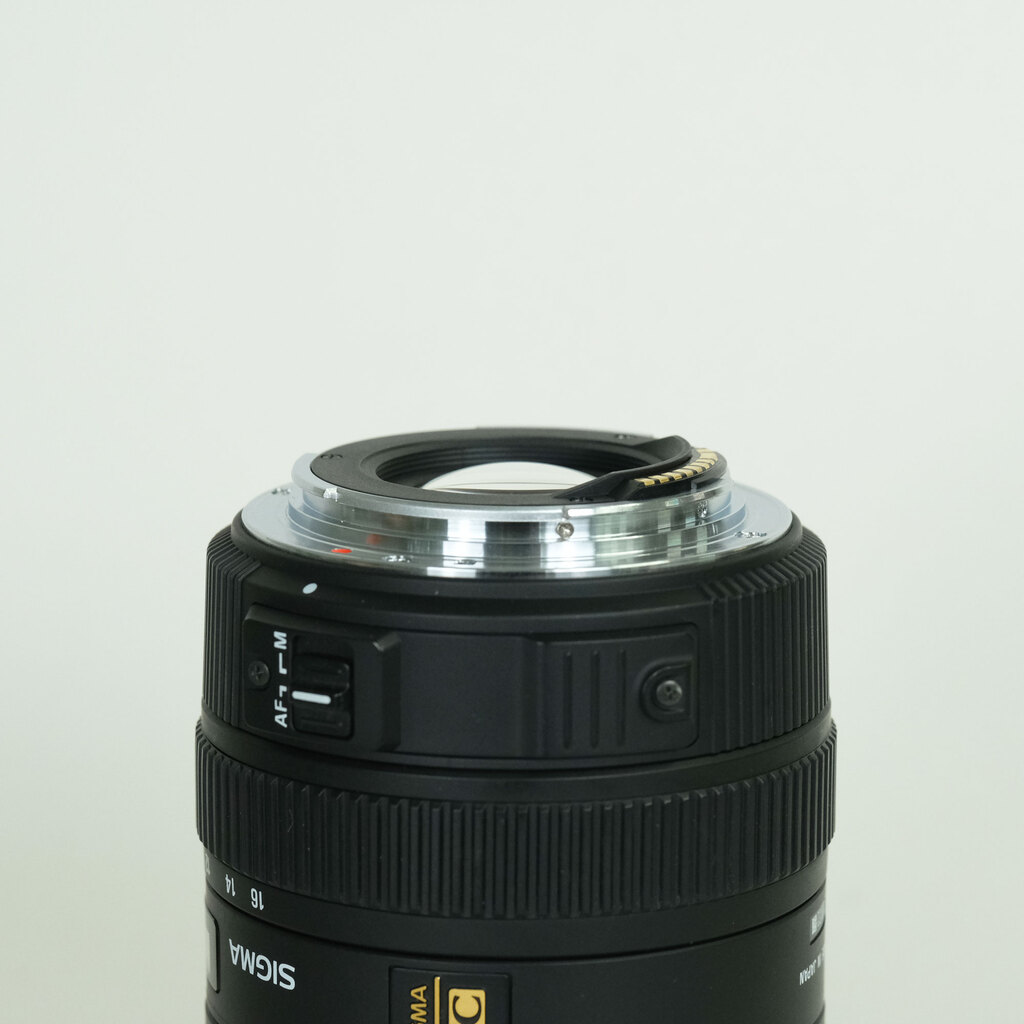 SIGMA 8-16mm F4.5-5.6DC HSM (キヤノンEF用)