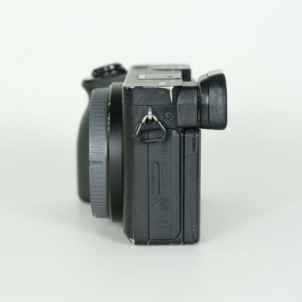 SONY α6600（ILCE-6600）の出品 | ONE SCENE（ワンシーン）