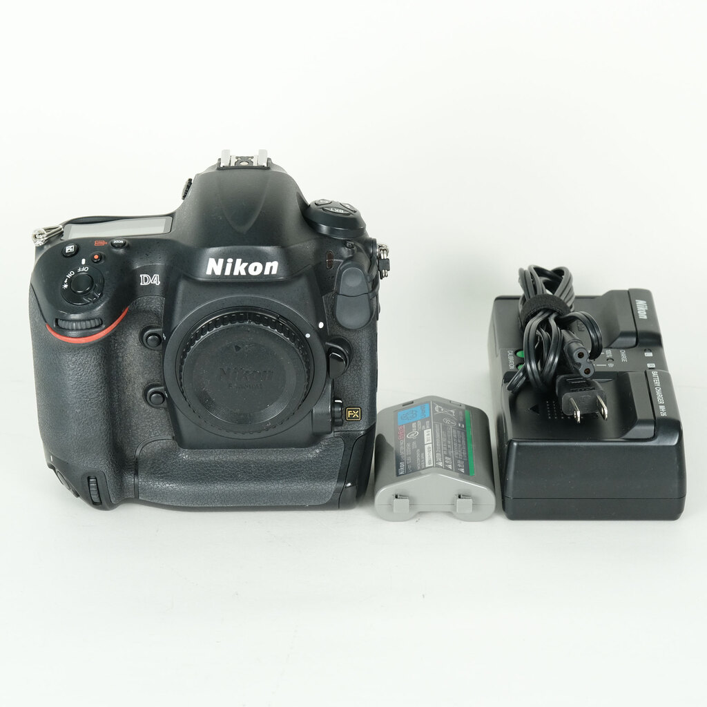 Nikon D4