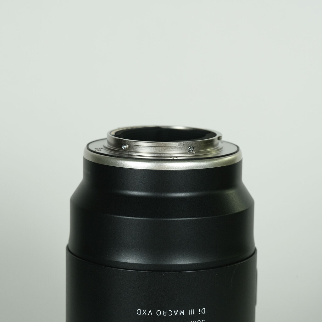TAMRON 90mm F/2.8 Di III MACRO VXD [ソニーE用]