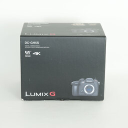 Panasonic LUMIX DC-GH5S Panasonic LUMIX DC-GH5S