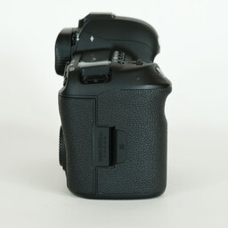 Canon EOS 5D Mark IV