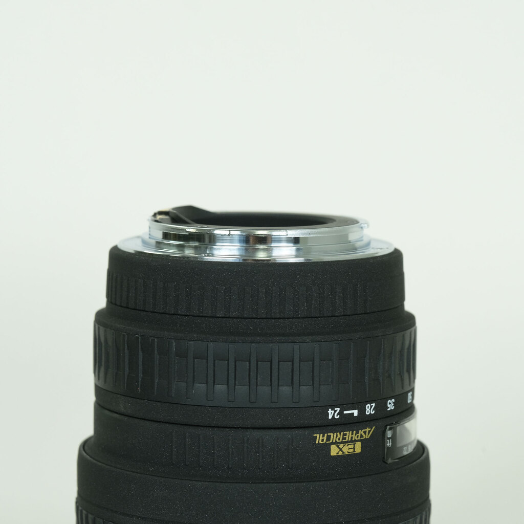 SIGMA 28-70mm F2.8 EX DG [キヤノンEF用]