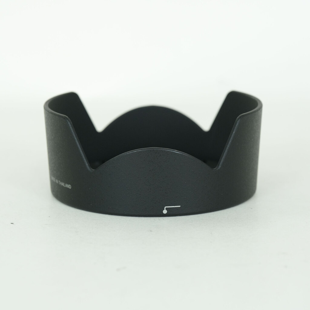 Nikon AF-S DX NIKKOR 18-140mm F3.5-5.6G ED VR Nikon AF-S DX NIKKOR 18-140mm F3.5-5.6G ED VR