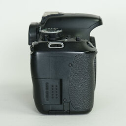 Canon EOS Kiss X5 ボディ