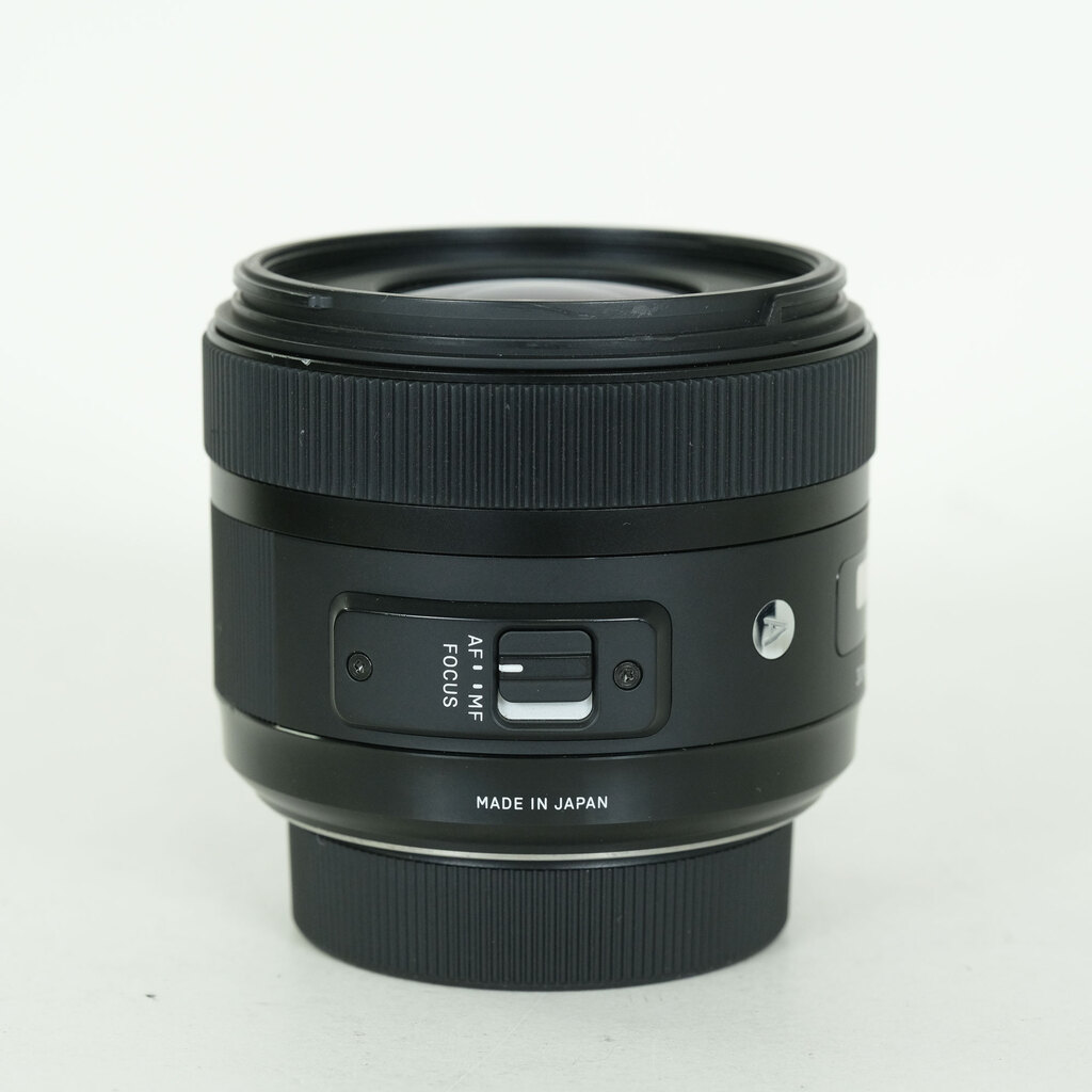SIGMA 30mm F1.4 DC HSM｜Art [ニコン用]