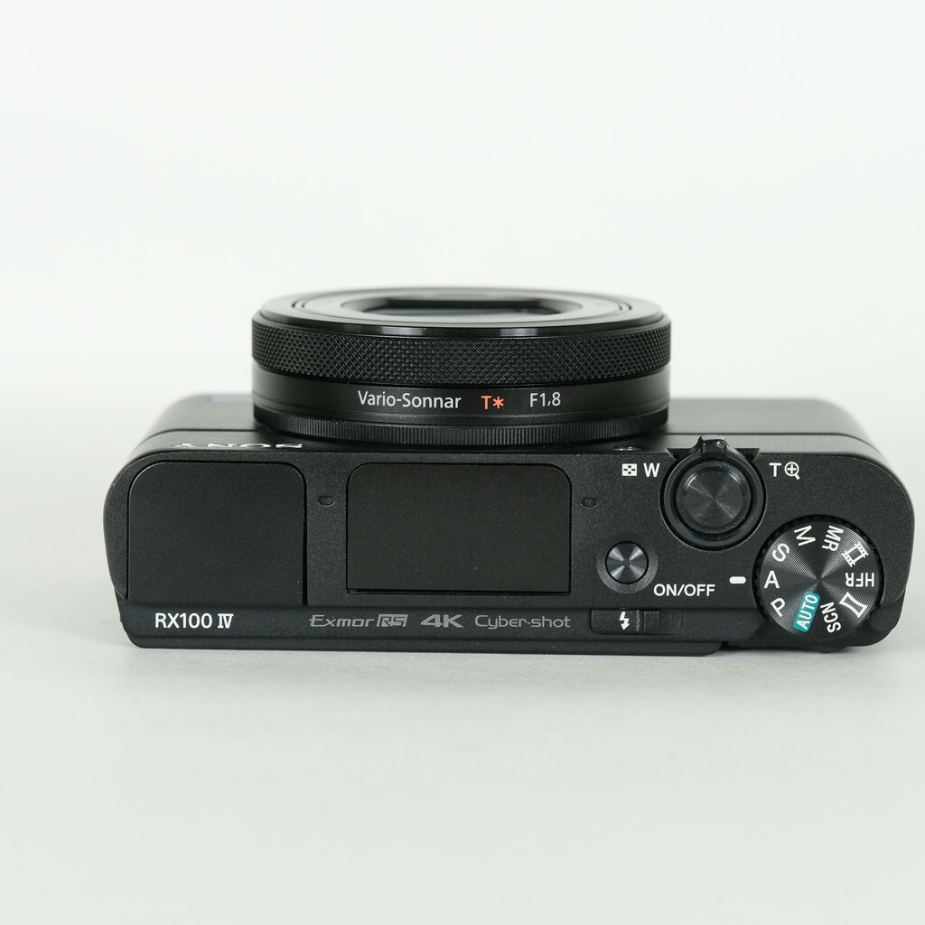 SONY Cyber-shot DSC-RX100M4