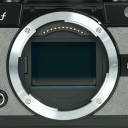 Nikon Z f プレミアムエクステリア張替済み