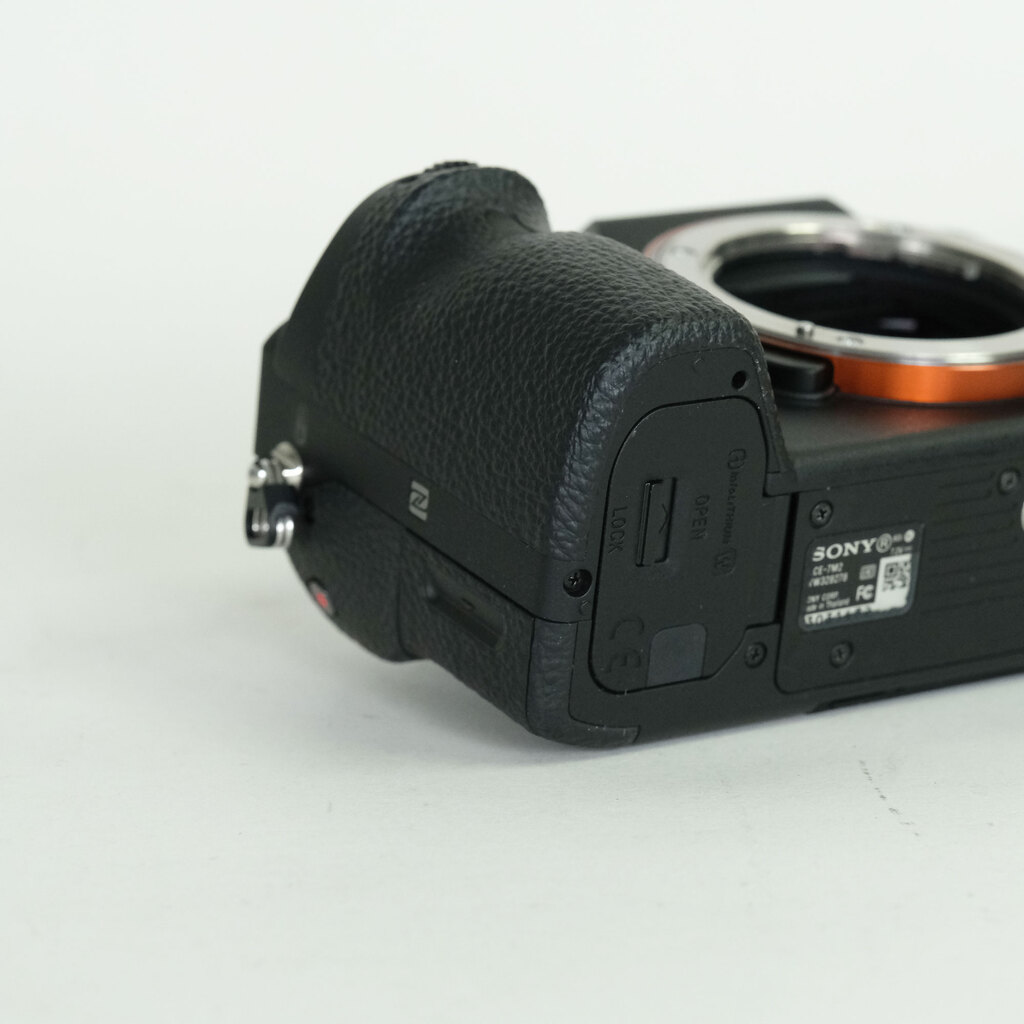 SONY α7 II（ILCE-7M2）