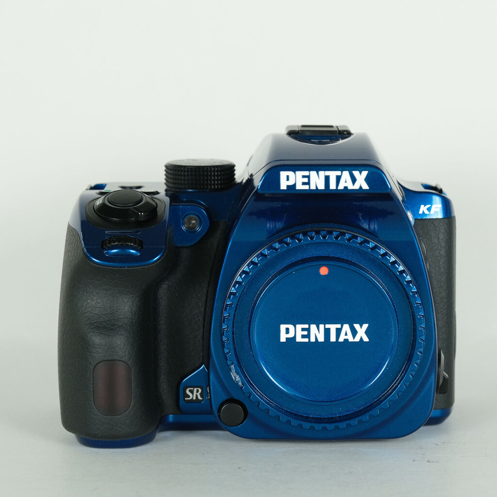PENTAX KF ボディ クリスタルブルーの出品 | ONE SCENE（ワンシーン）