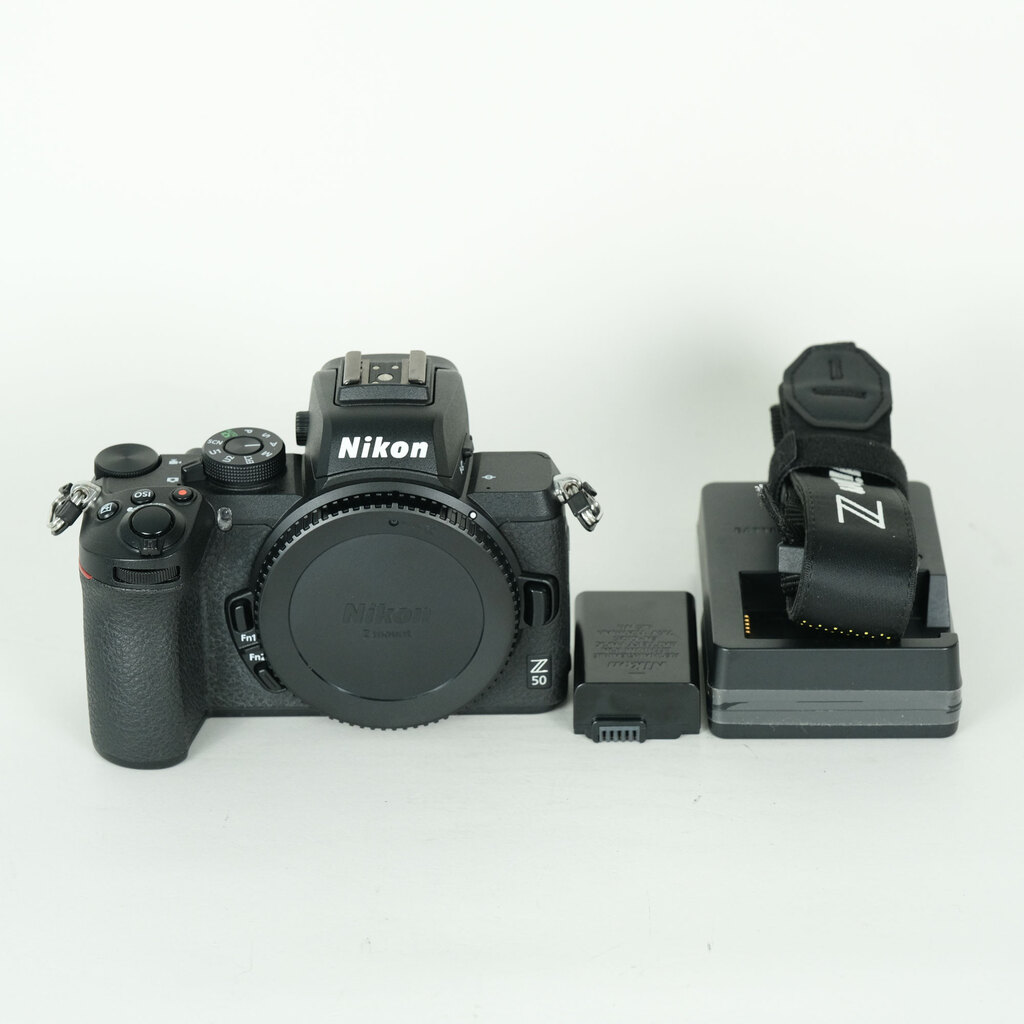 Nikon Z50 [�{�f�B]