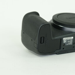 Canon EOS R8