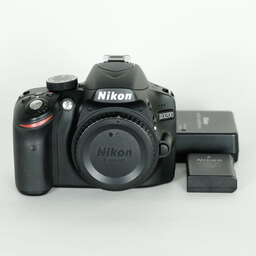 Nikon D3200ボディ ブラック