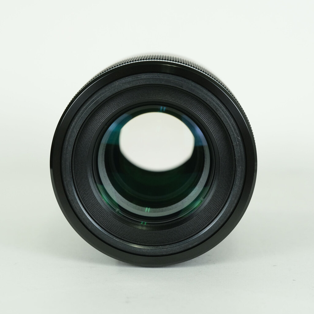 SONY FE 90mm F2.8 Macro G OSS SEL90M28G SONY FE 90mm F2.8 Macro G OSS SEL90M28G