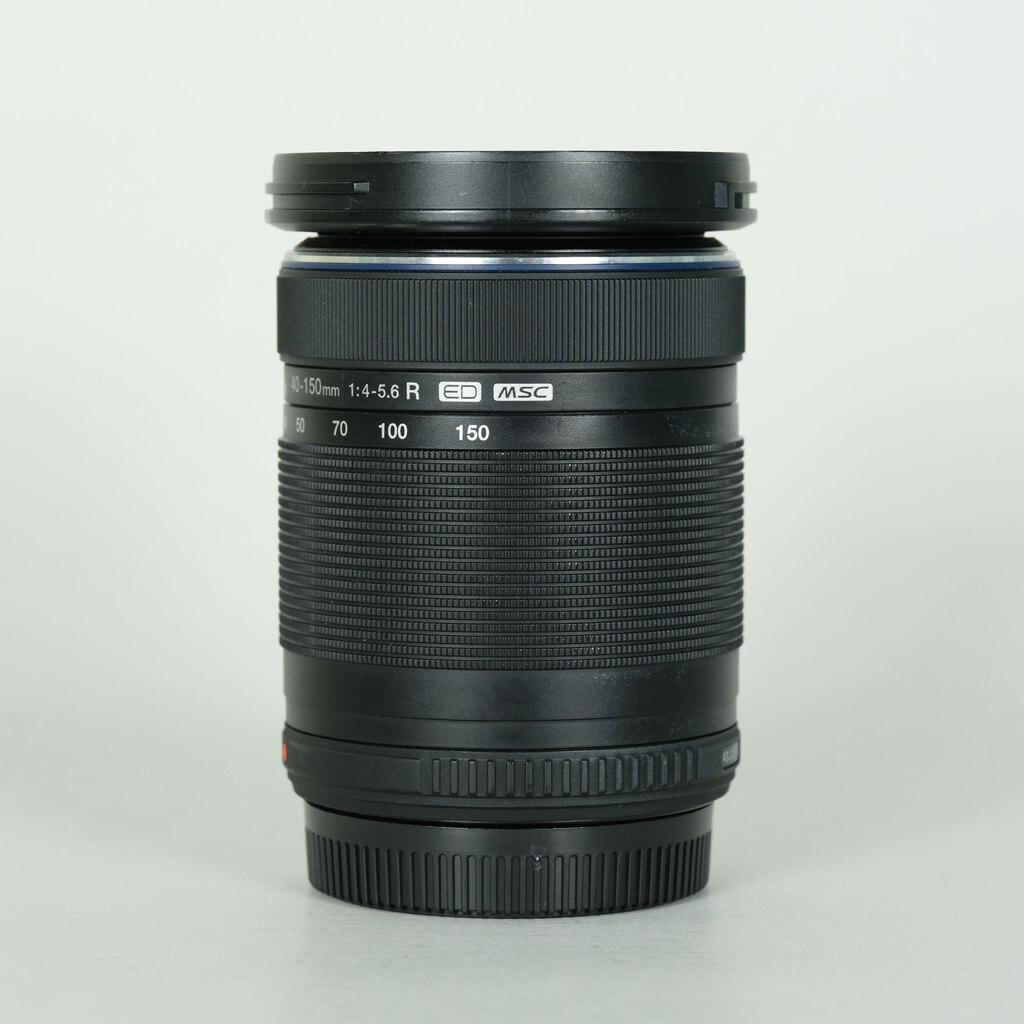 OLYMPUS M.ZUIKO DIGITAL ED 40-150mm F4.0-5.6 R [�u���b�N]