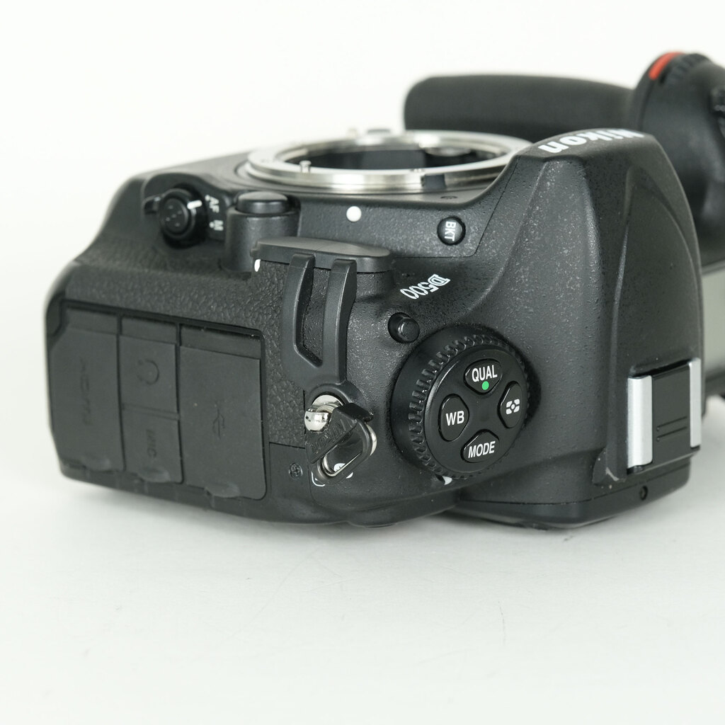 Nikon D500の出品 | ONE SCENE（ワンシーン）